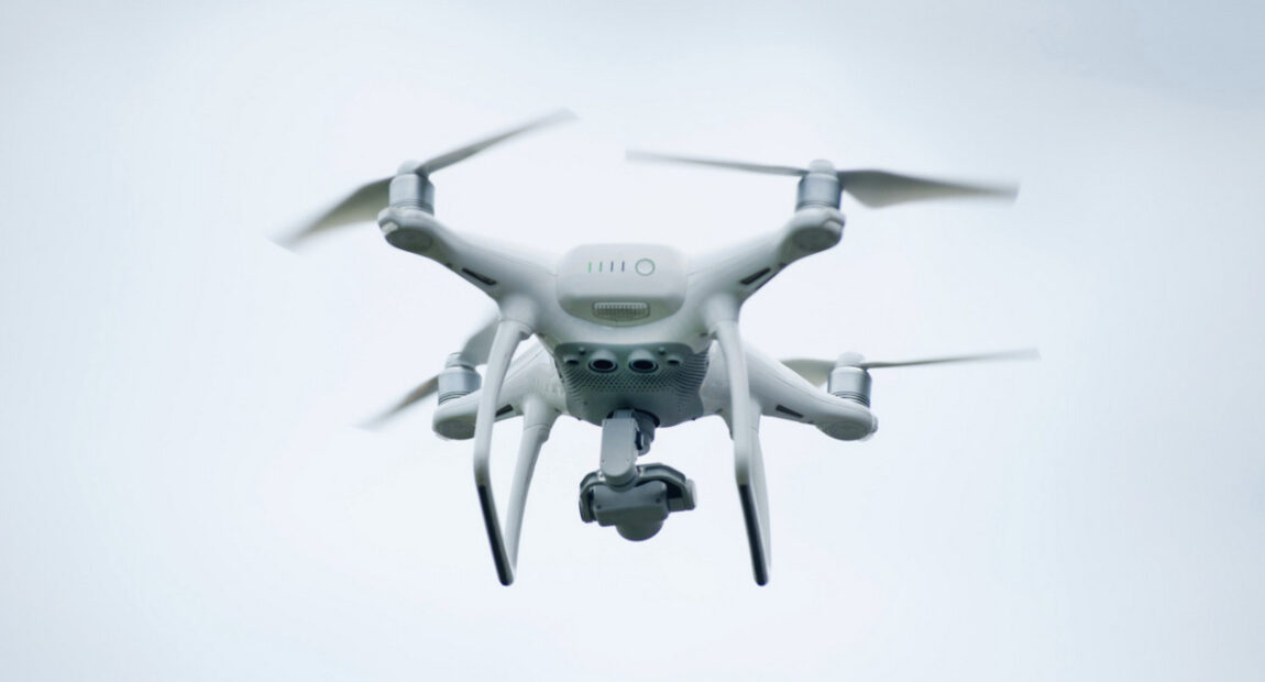 Jak zaplanować lot dronem